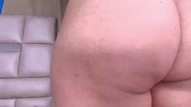 Snapshot of leon_gaby chatting on 03-15-25, 10:22 leon gaby online show from 03-15-25, 10:22