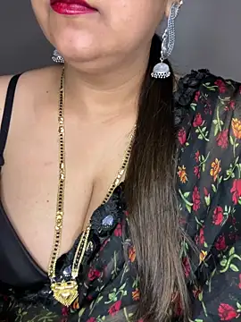 Zoya Varma004 online show from 05-14-26, 10:33