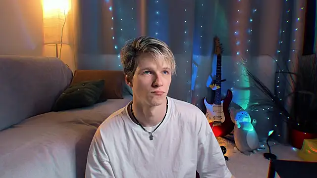 Breston Sweet online show from 04-04-26, 04:55