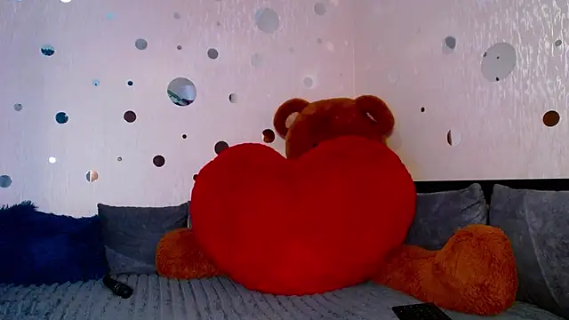 Snapshot of GENTLY--EVIL chatting on 03-14-25, 12:32 GENTLY--EVIL online show from 03-14-25, 12:32