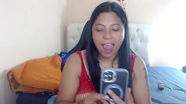 Leylafourniert online show from 03-24-26, 06:57