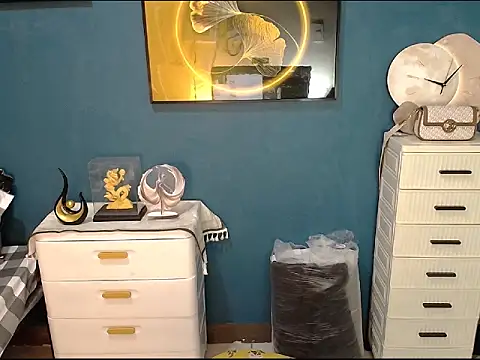 BonaBarrameda online show from 09-15-25, 06:57