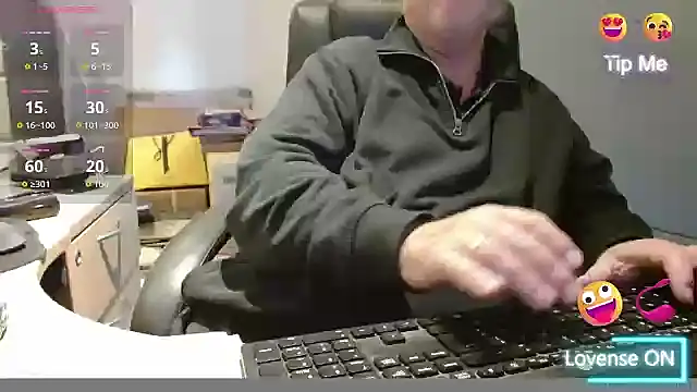 bigbadjon69 online show from 10-20-25, 02:28