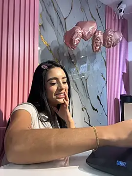 Snapshot of Victoria_adaams chatting on 11-06-25, 10:43 Victoria adaams online show from 11-06-25, 10:43