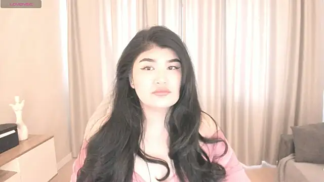 Snapshot of mia_lui chatting on 07-01-26, 03:41 mia lui online show from 07-01-26, 03:41