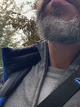 Snapshot of GHsveter chatting on 09-29-25, 10:20 GHsveter online show from 09-29-25, 10:20