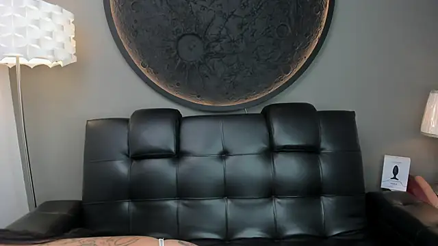 Snapshot of miss_vaiolette chatting on 02-22-25, 11:13 miss vaiolette online show from 02-22-25, 11:13