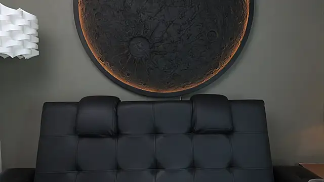 Snapshot of miss_vaiolette chatting on 10-20-25, 11:10 miss vaiolette online show from 10-20-25, 11:10