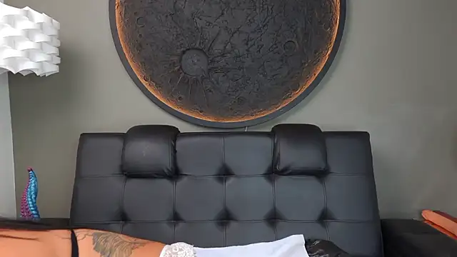 miss vaiolette online show from 02-27-26, 11:10