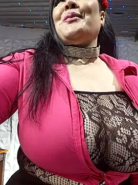 Snapshot of kittyhotass1 chatting on 10-12-25, 10:36 kittyhotass1 online show from 10-12-25, 10:36