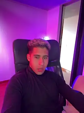 Snapshot of Daiki_Jack chatting on 12-26-24, 07:16 Daiki Jack online show from 12-26-24, 07:16