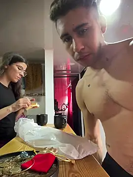 Snapshot of Daiki_Jack chatting on 01-10-25, 10:25 Daiki Jack online show from 01-10-25, 10:25