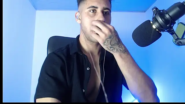 Snapshot of Daiki_Jack chatting on 02-12-25, 12:58 Daiki Jack online show from 02-12-25, 12:58