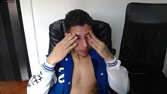 Snapshot of Daiki_Jack chatting on 02-23-25, 08:00 Daiki Jack online show from 02-23-25, 08:00