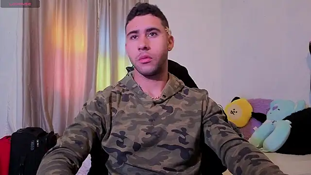 Snapshot of Daiki_Jack chatting on 10-21-25, 01:23 Daiki Jack online show from 10-21-25, 01:23