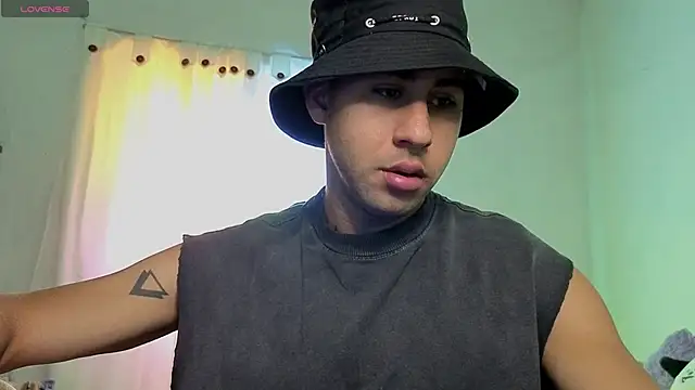 Snapshot of Daiki_Jack chatting on 10-29-25, 02:30 Daiki Jack online show from 10-29-25, 02:30