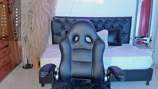 Snapshot of Bianka_olivetto021 chatting on 01-15-25, 04:36 Bianka olivetto021 online show from 01-15-25, 04:36