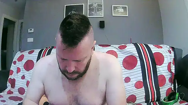 txan9876 online show from 12-18-25, 02:01