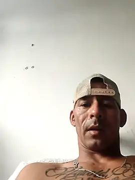 Snapshot of couplepregnantdick20 chatting on 09-14-25, 08:19 couplepregnantdick20 online show from 09-14-25, 08:19