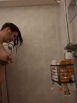 Snapshot of callmelouve chatting on 02-06-25, 11:43 callmelouve online show from 02-06-25, 11:43