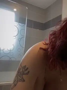 Snapshot of callmelouve chatting on 02-13-25, 11:28 callmelouve online show from 02-13-25, 11:28