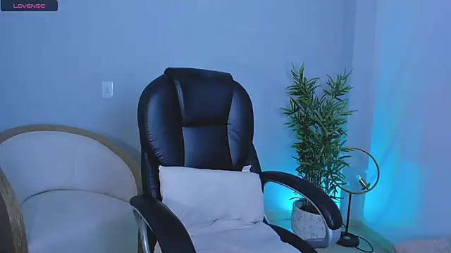 Snapshot of NiaBennet_ chatting on 10-24-25, 09:22 NiaBennet online show from 10-24-25, 09:22