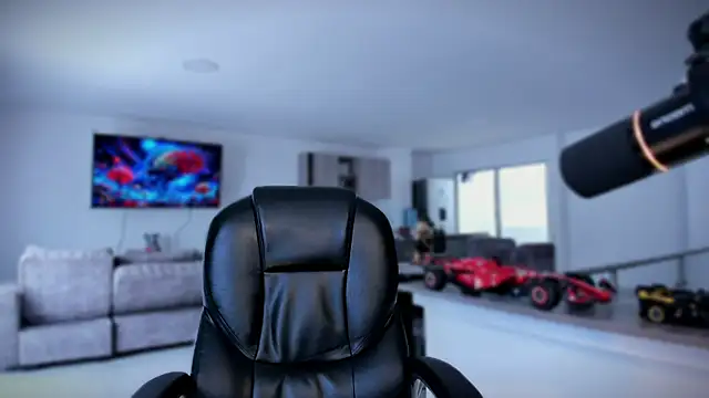 Snapshot of Frank_Farrell chatting on 09-12-25, 06:19 Frank Farrell online show from 09-12-25, 06:19