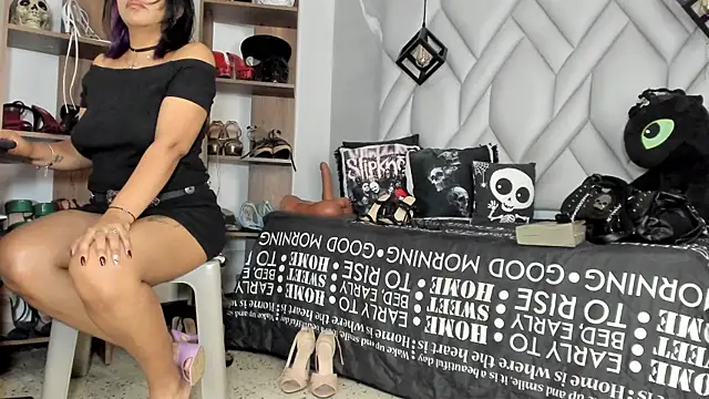 Snapshot of MirandaHaguen chatting on 07-01-26, 08:52 MirandaHaguen online show from 07-01-26, 08:52