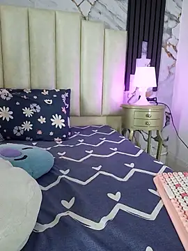mollieblue69 online show from 05-31-26, 12:45