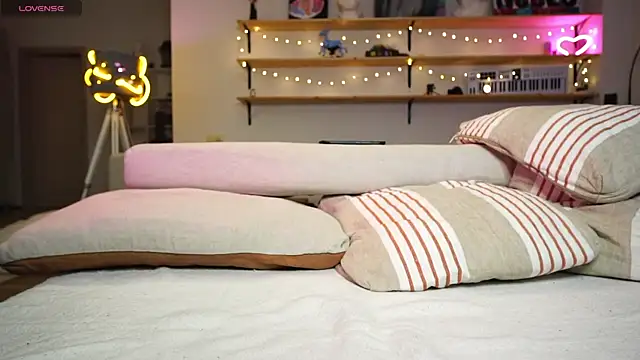 yourprettykate online show from 03-21-25, 06:40