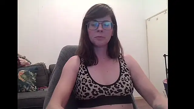 SavannaGirly online show from 02-13-26, 12:23