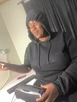 Cardiebae89 online show from 03-12-26, 05:41