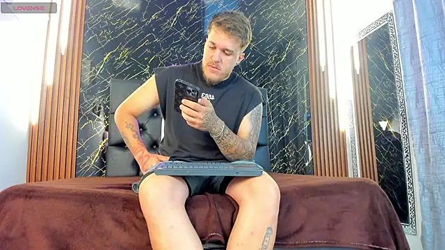 keane lee online show from 09-24-25, 12:30