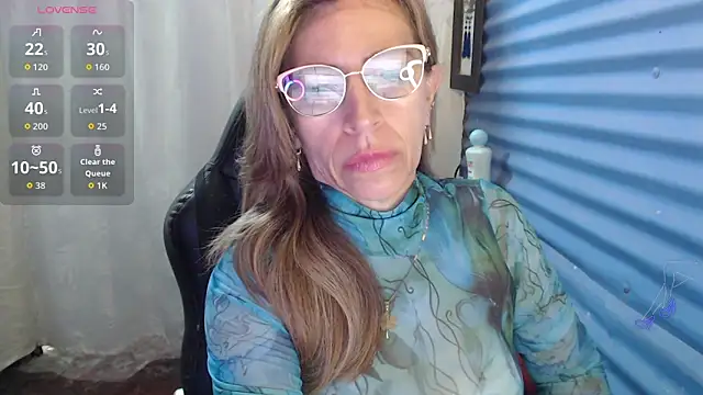 Snapshot of Chayla_Ruiz chatting on 06-08-26, 01:55 Chayla Ruiz online show from 06-08-26, 01:55