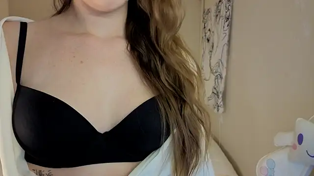 Snapshot of LisaSweetie chatting on 02-28-26, 06:53 LisaSweetie online show from 02-28-26, 06:53