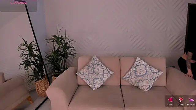 KateSunder online show from 02-16-25, 04:53