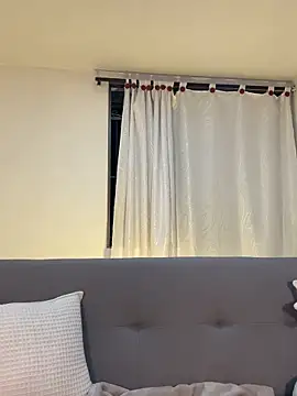 KateSunder online show from 12-19-25, 09:38