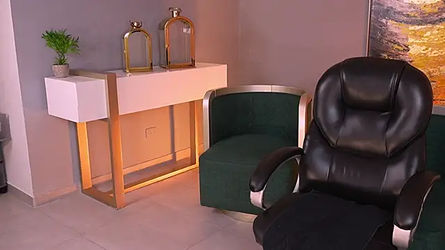 KateSunder online show from 04-10-26, 08:19