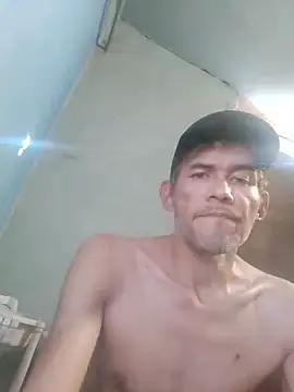 Snapshot of MarsWood chatting on 09-12-25, 11:26 MarsWood online show from 09-12-25, 11:26