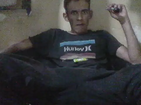 Snapshot of MarsWood chatting on 09-20-25, 01:39 MarsWood online show from 09-20-25, 01:39