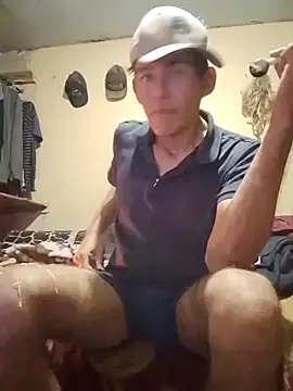 Snapshot of MarsWood chatting on 10-30-25, 05:46 MarsWood online show from 10-30-25, 05:46