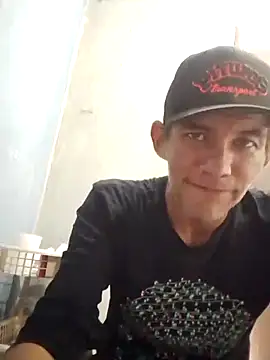 Snapshot of MarsWood chatting on 11-12-25, 07:13 MarsWood online show from 11-12-25, 07:13