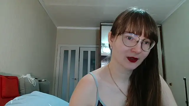 KiraGoldens online show from 03-15-26, 06:19