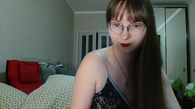 KiraGoldens online show from 04-09-26, 07:03