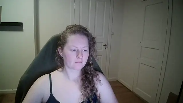 Girlnina-1995 online show from 02-04-25, 07:55