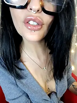 Masha Real 84 online show from 10-21-25, 04:30