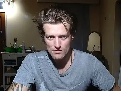 Snapshot of the-billy-blue chatting on 07-07-26, 01:08 the-billy-blue online show from 07-07-26, 01:08