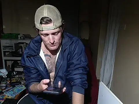 Snapshot of the-billy-blue chatting on 07-15-26, 08:58 the-billy-blue online show from 07-15-26, 08:58
