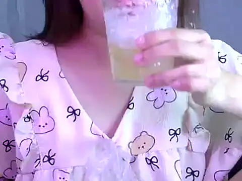 Bee 2k online show from 03-08-25, 03:28