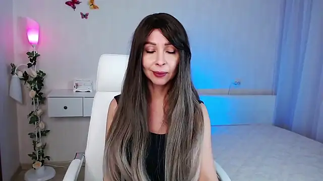 Snapshot of wendifoste chatting on 12-24-24, 09:22 wendifoste online show from 12-24-24, 09:22